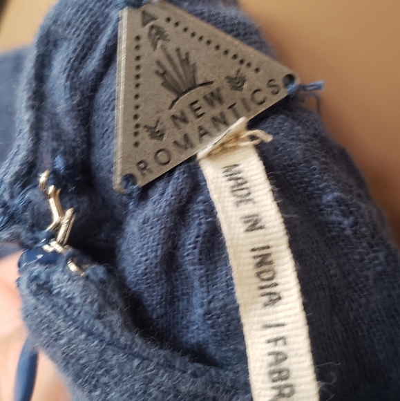 New Romantics - Picture 12 of 13